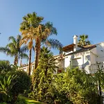 Будинок відпочинку Serenity Luxury Private Near Puerto Banus Марбелья