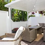 Serenity Luxury Private Near Puerto Banus Будинок відпочинку Марбелья