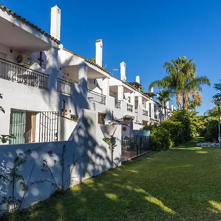 Serenity Luxury Private Near Puerto Banus *