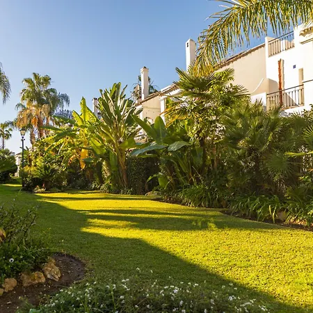 Casa de Férias Serenity Luxury Private Near Puerto Banus Marbella
