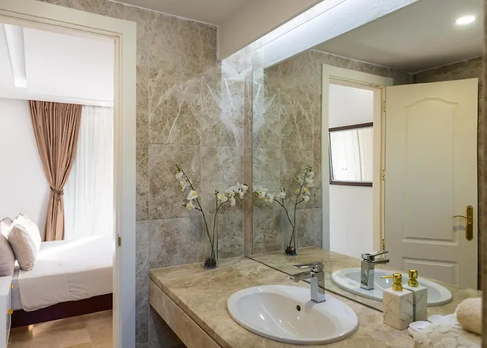 Serenity Luxury Private Near Puerto Banus