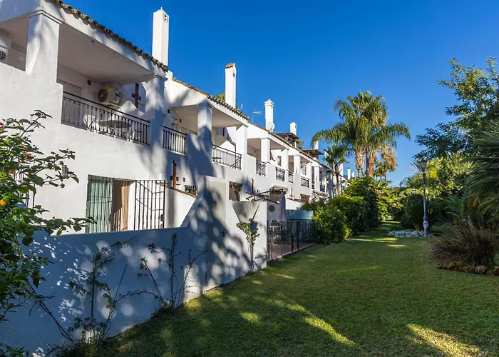 Serenity Luxury Private Near Puerto Banus *